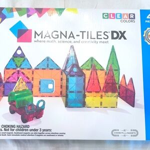 48 piece Magna-Tiles set New in BoX